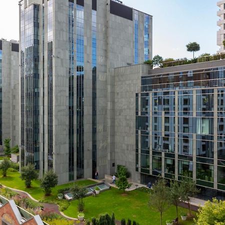 City Center Apartments Grzybowska With Parking By Noclegi Renters Warszawa Exteriör bild