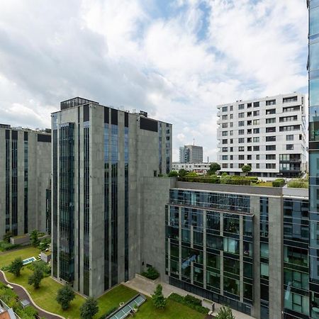 City Center Apartments Grzybowska With Parking By Noclegi Renters Warszawa Exteriör bild